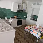 Casa Arcobaleno - Giardino E Parcheggio Gratuito