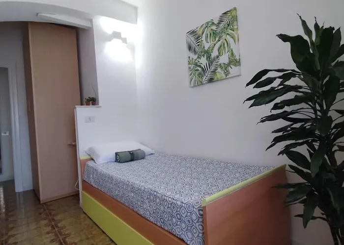 Feriehus Casa Arcobaleno - Giardino E Parcheggio Gratuito