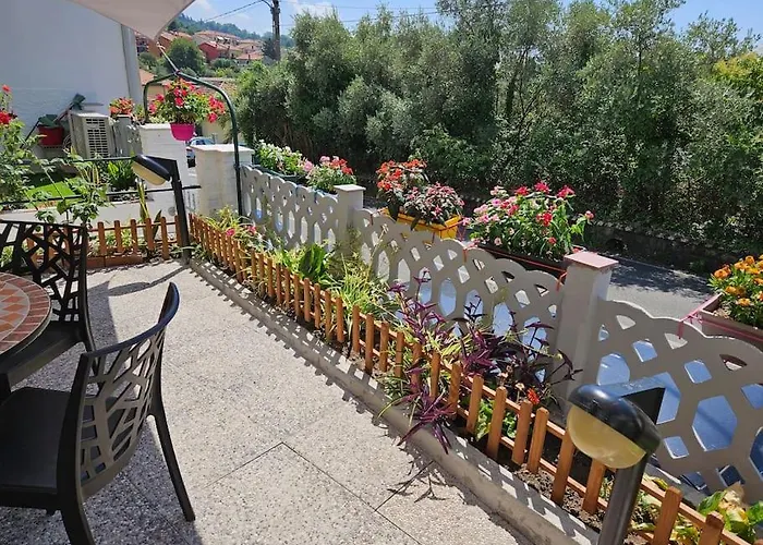 Casa Arcobaleno - Giardino E Parcheggio Gratuito Hébergement de vacances *
