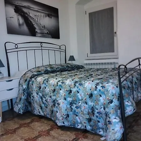 Casa Arcobaleno - Giardino E Parcheggio Gratuito 別荘 ラ・スペツィア