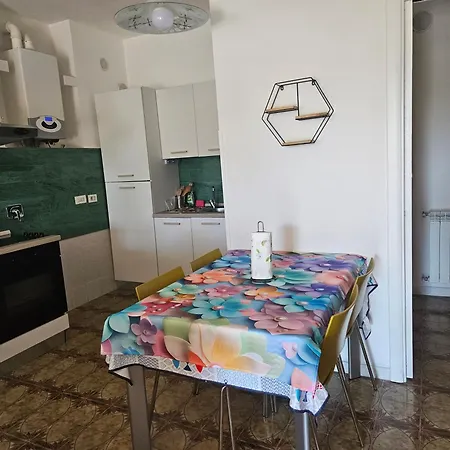 Nyaraló Casa Arcobaleno - Giardino E Parcheggio Gratuito