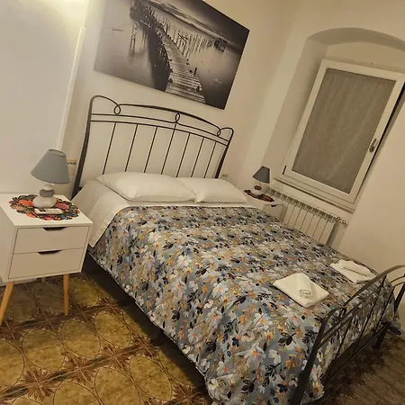 Casa Arcobaleno - Giardino E Parcheggio Gratuito