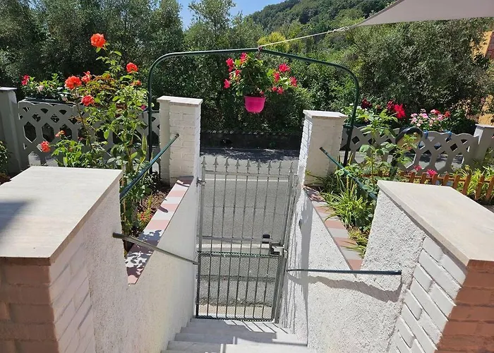 Nyaraló Casa Arcobaleno - Giardino E Parcheggio Gratuito La Spezia
