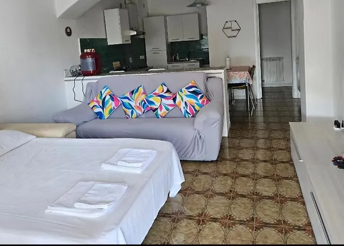 Prázdninový dům Casa Arcobaleno - Giardino E Parcheggio Gratuito La Spezia