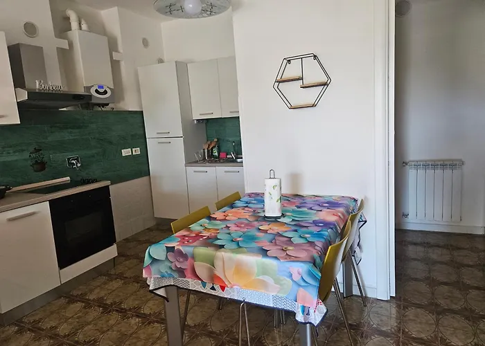 Nyaraló Casa Arcobaleno - Giardino E Parcheggio Gratuito